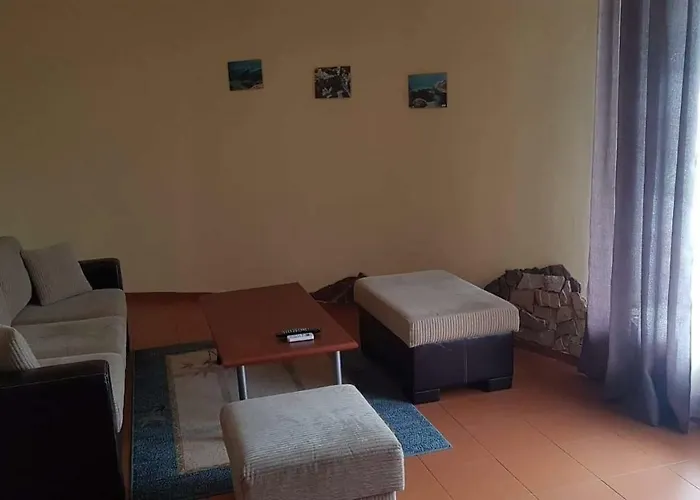 Guest Flirt Golden Sands