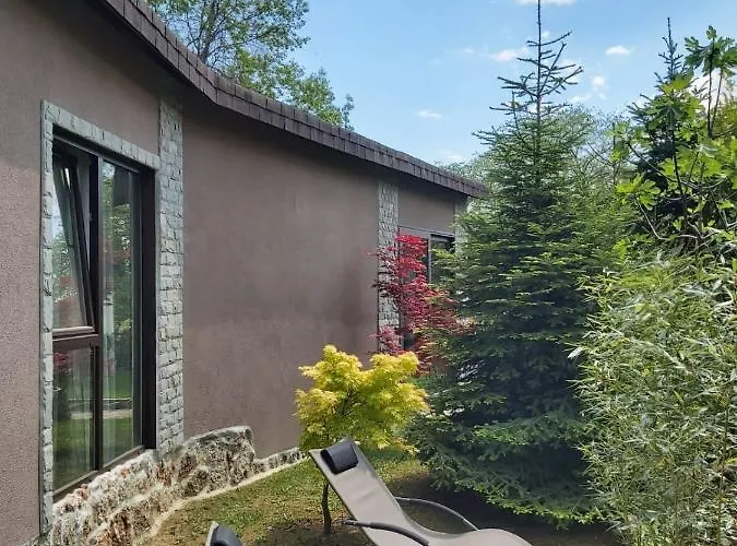 Guest Flirt Golden Sands